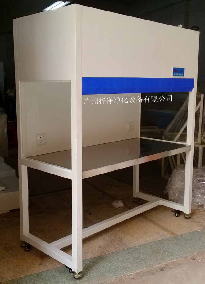 潔凈工作臺,是一種提供局部無塵、無菌工作環境的空氣凈化設備。